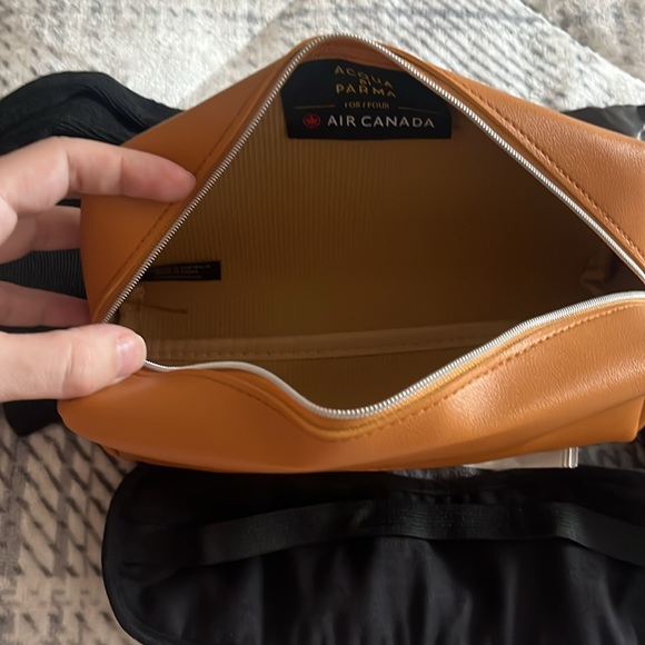 Aqua Di Parma Air canada cosmetic bag and travel kit 8 pcs - Picture 3 of 12